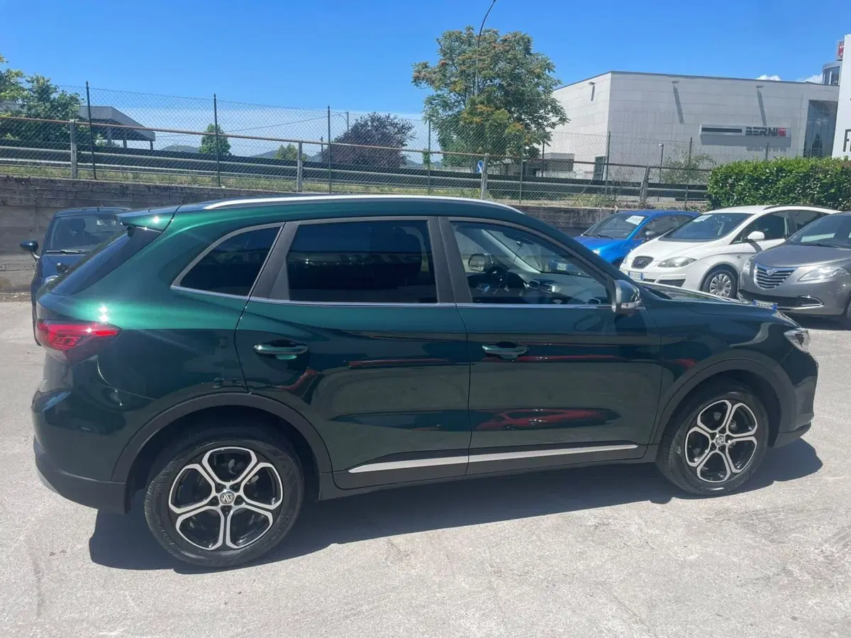 Mg ZS nuova a Lucca (5)