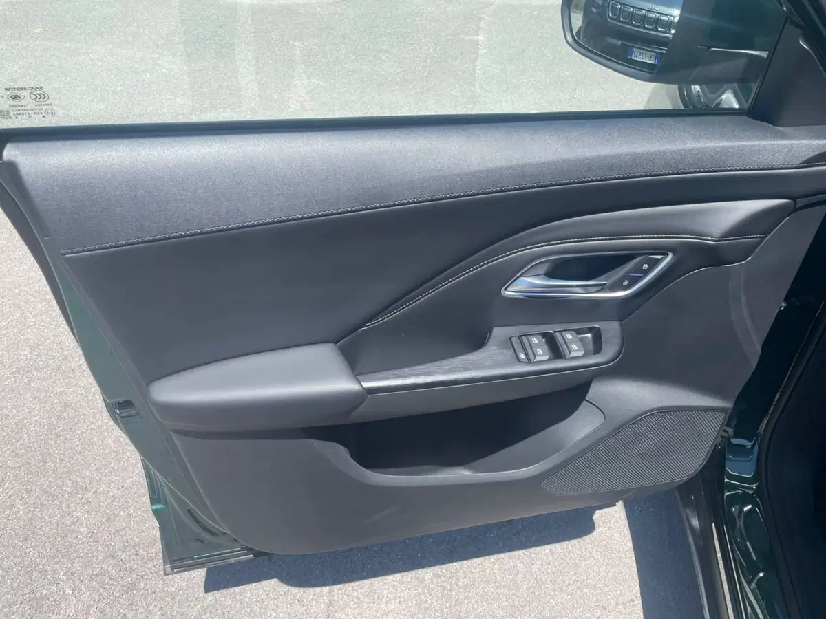 Mg ZS nuova a Lucca (9)