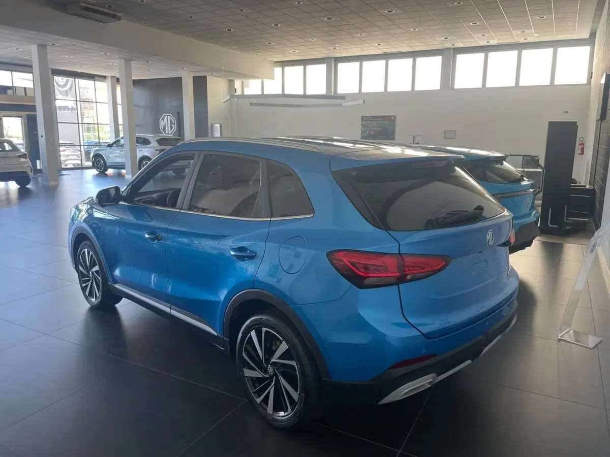 Mg ZS nuova a Lucca (3)