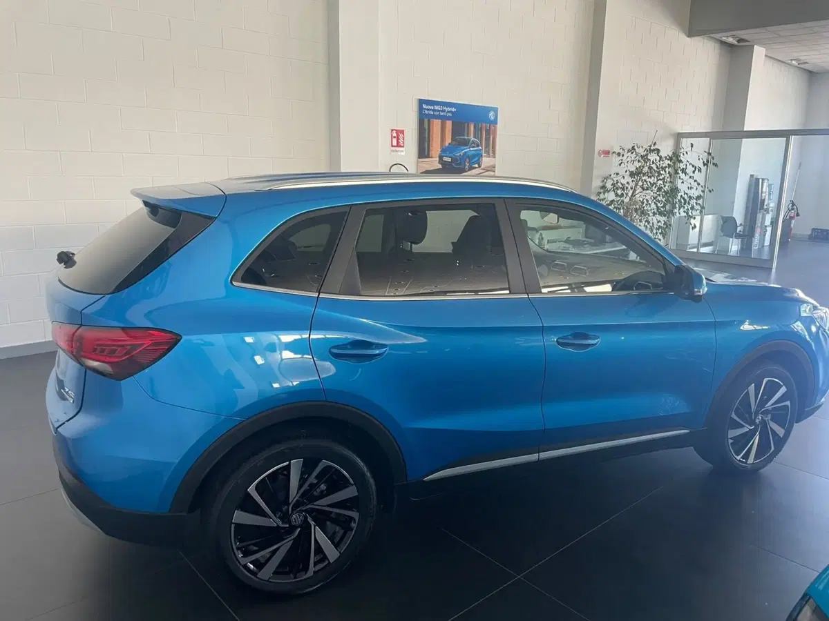 Mg ZS nuova a Lucca (4)