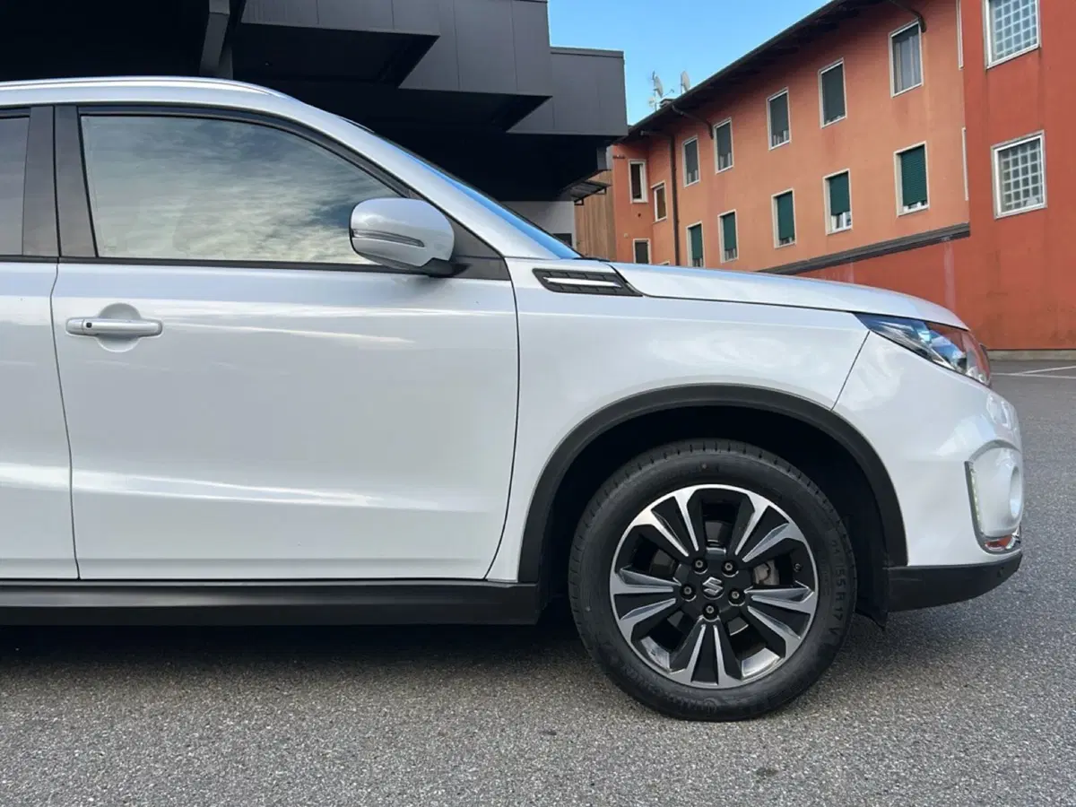 Suzuki Vitara usata a Vercelli (10)