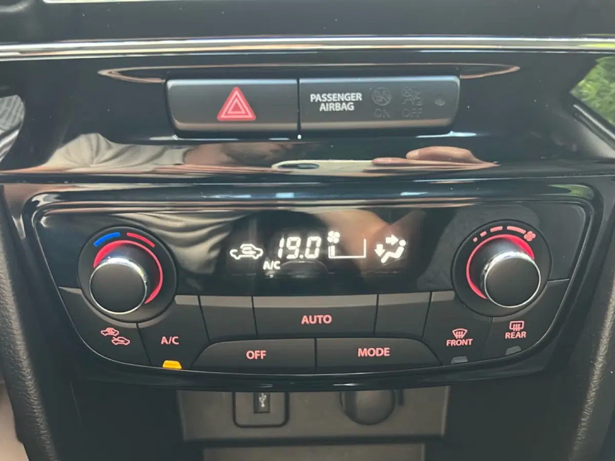 Suzuki Vitara usata a Vercelli (19)