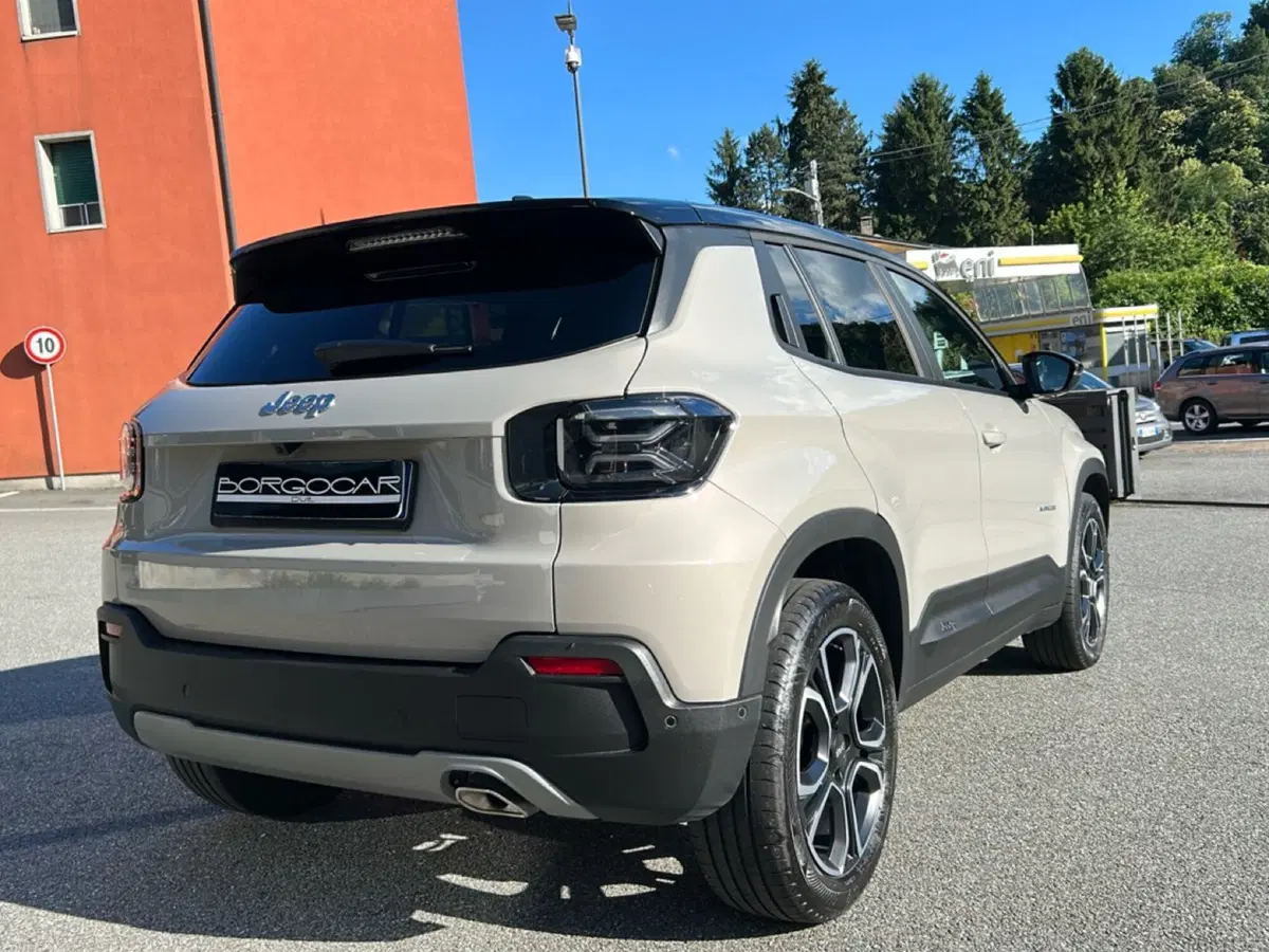 Jeep Avenger usata a Vercelli (7)