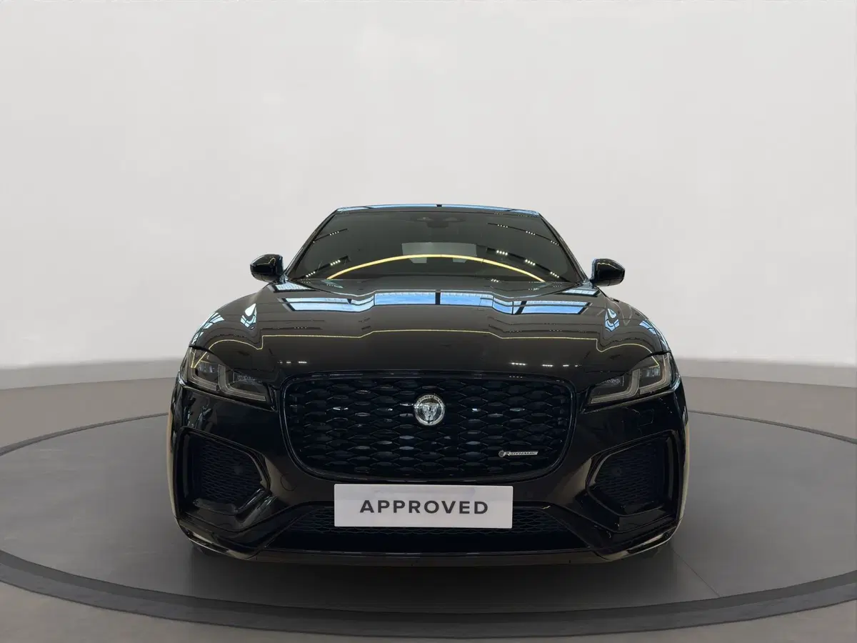 Jaguar F-Pace usata a Latina (8)