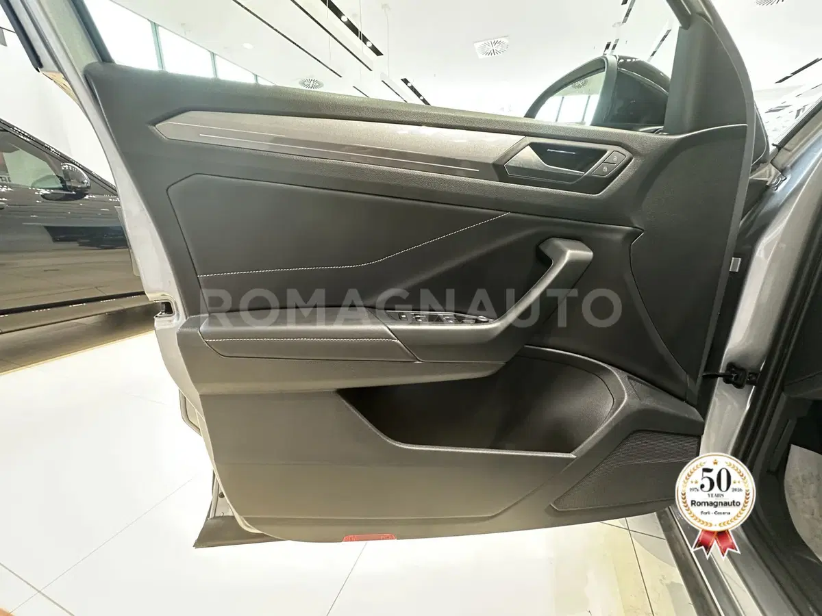 Volkswagen T-Roc usata a Forlì-Cesena (15)