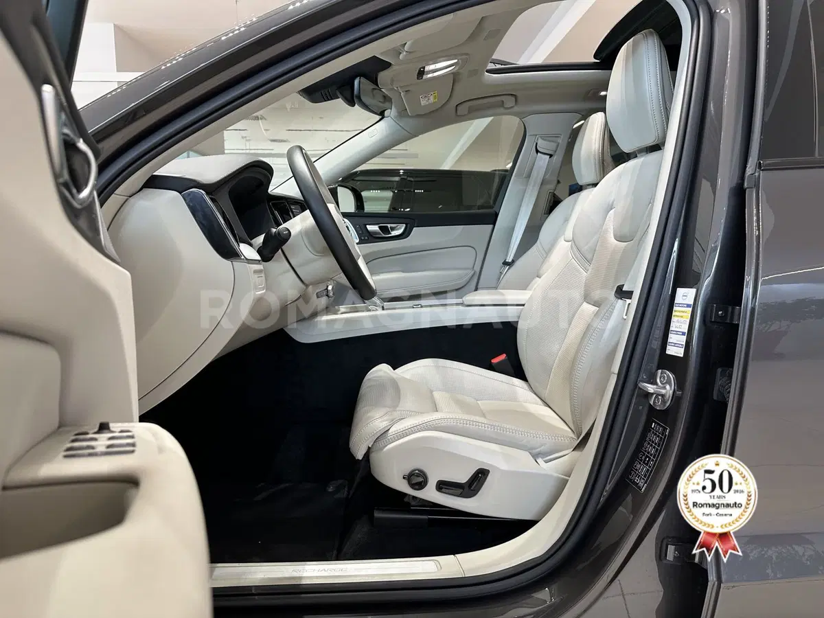 Volvo XC60 usata a Forlì-Cesena (14)