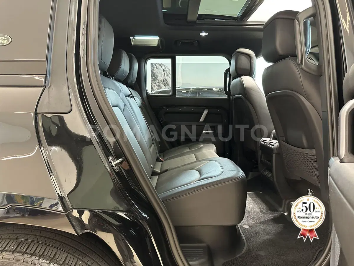 Land Rover Defender usata a Forlì-Cesena (11)