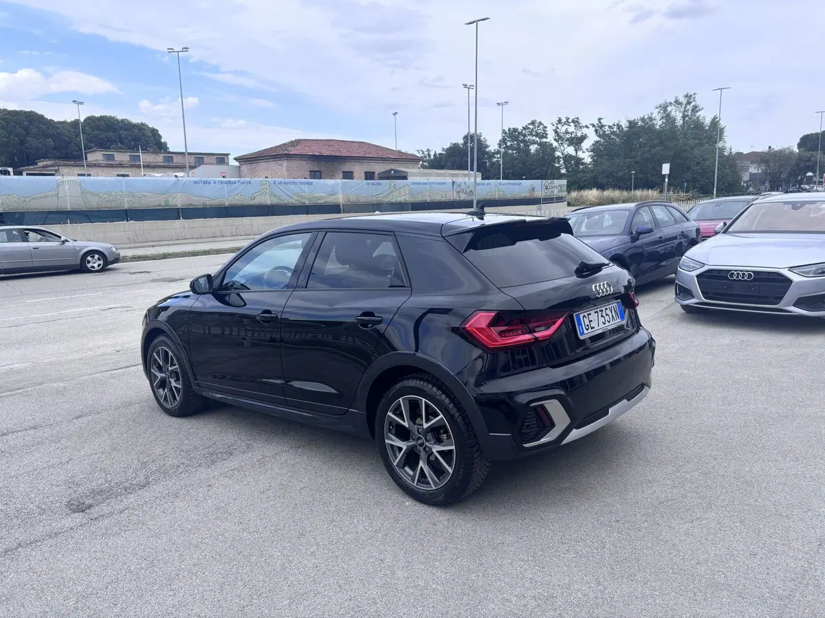 Audi A1 Sportback usata a Ancona (7)