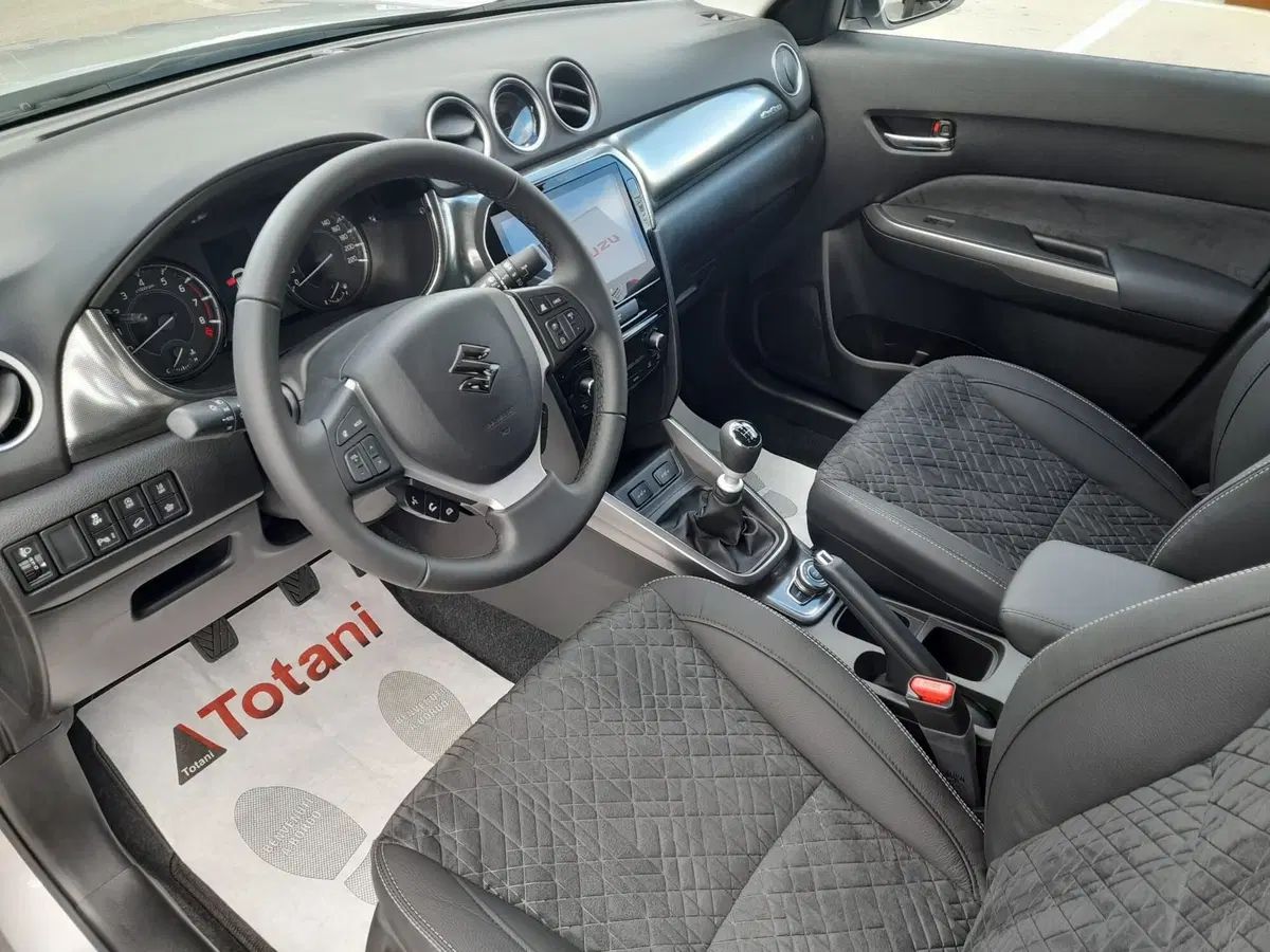 Suzuki Vitara nuova a L'Aquila (2)