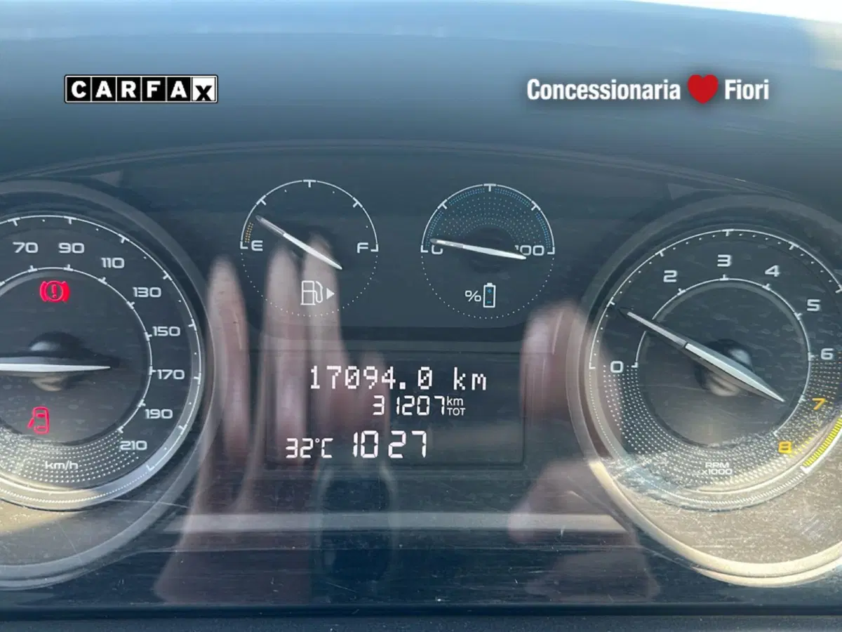 Lancia Ypsilon usata a Roma (15)