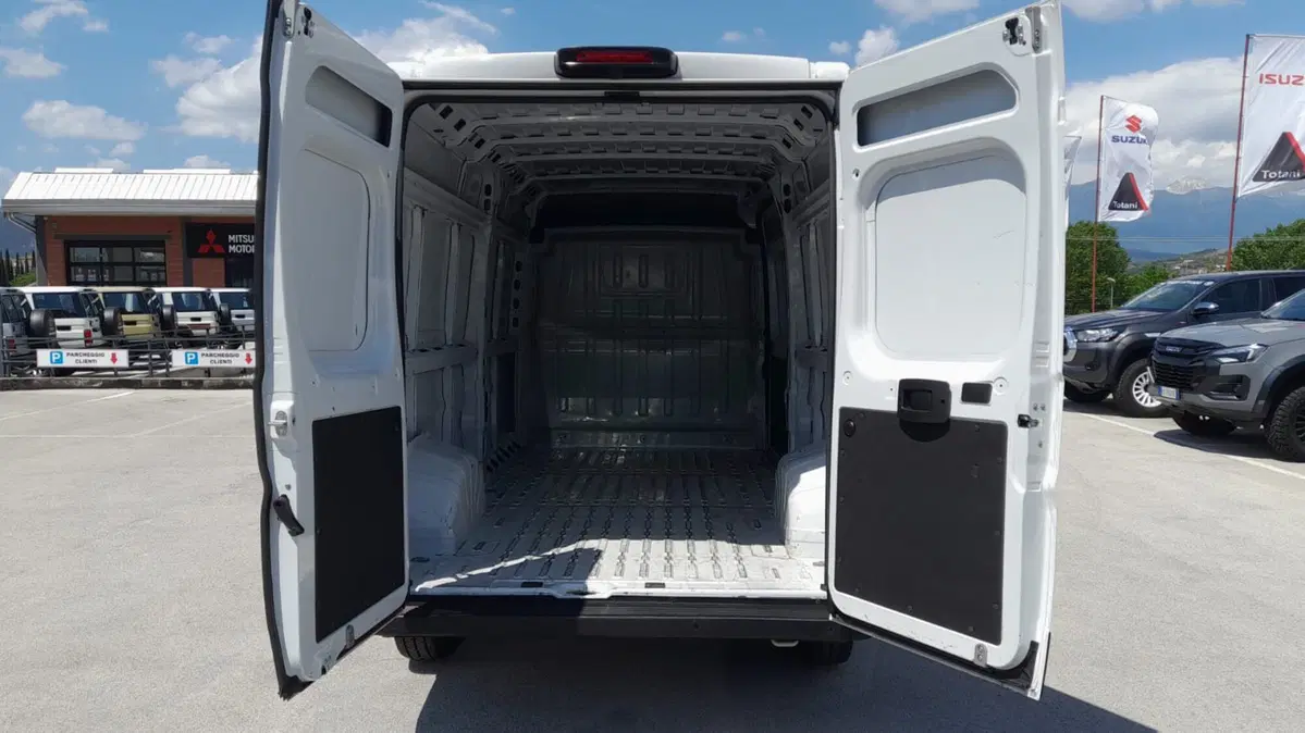 Fiat Ducato Furgone Vetrato usata a L'Aquila (14)