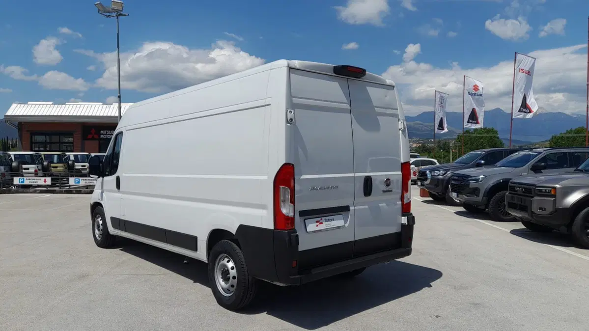 Fiat Ducato Furgone Vetrato usata a L'Aquila (15)