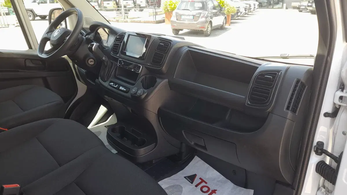 Fiat Ducato Furgone Vetrato usata a L'Aquila (20)
