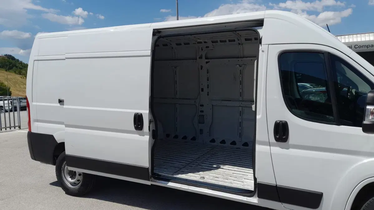 Fiat Ducato Furgone Vetrato usata a L'Aquila (3)