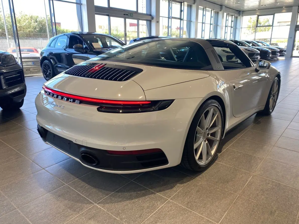 Porsche 911 Cabrio usata a Firenze (9)