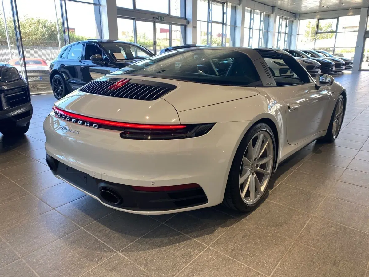 Porsche 911 Cabrio usata a Firenze (9)