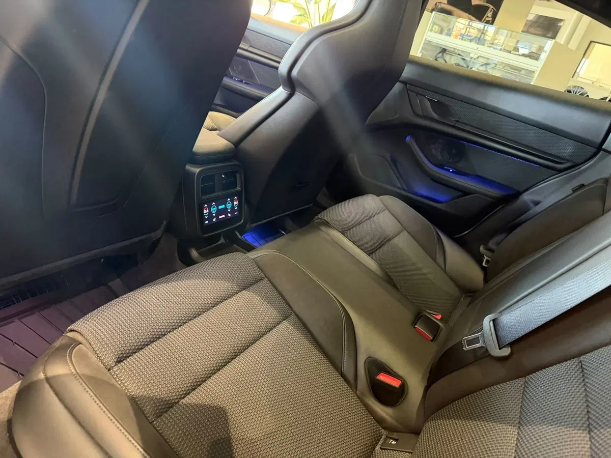 Porsche Taycan usata a Firenze (10)