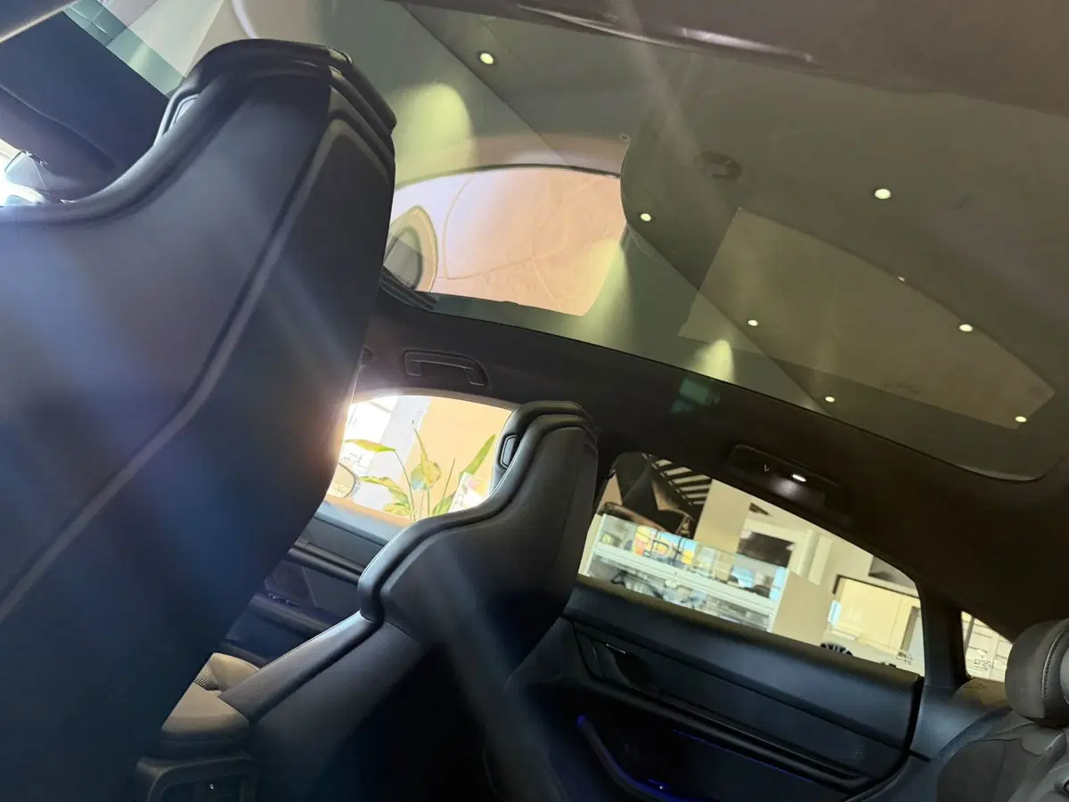 Porsche Taycan usata a Firenze (16)
