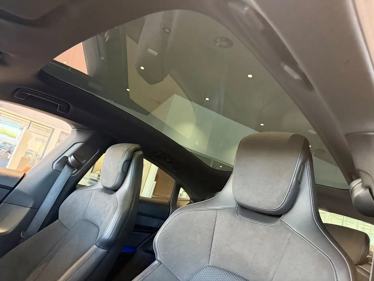 Porsche Taycan usata a Firenze (9)