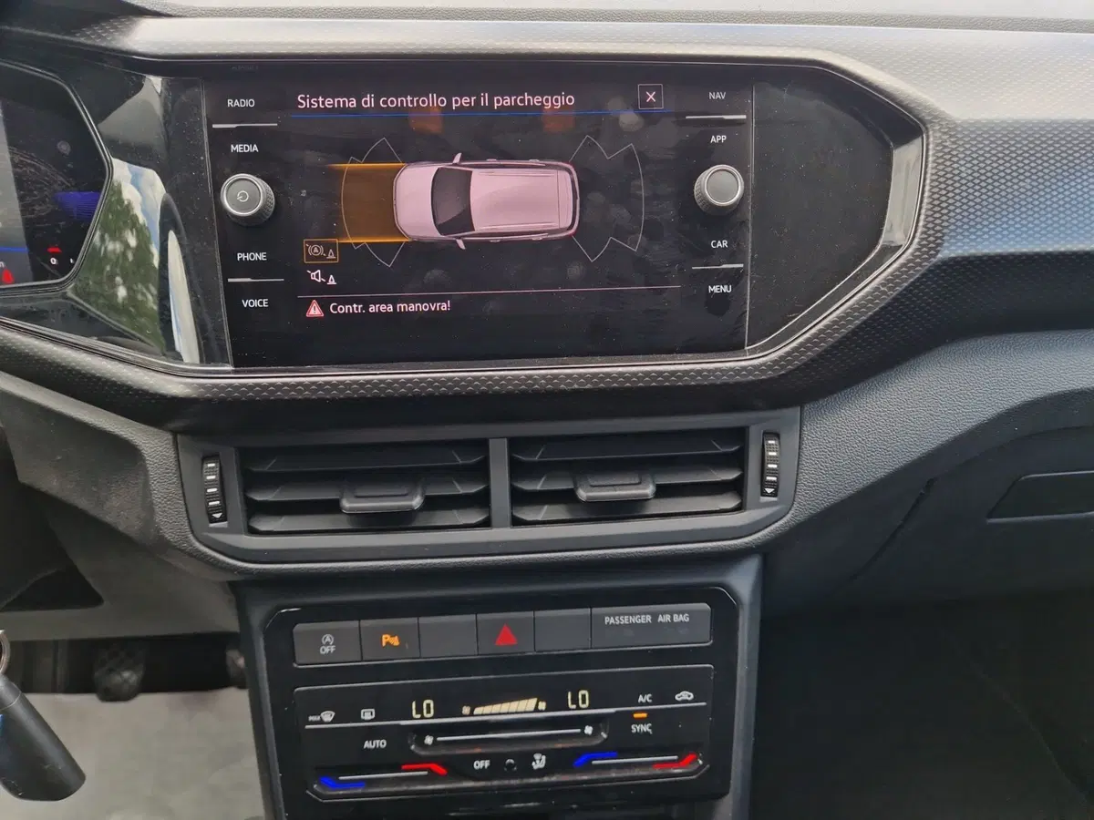 Volkswagen T-Cross usata a Siena (14)