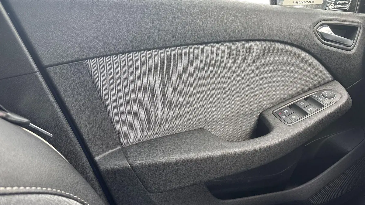 Renault Clio usata a Padova (14)