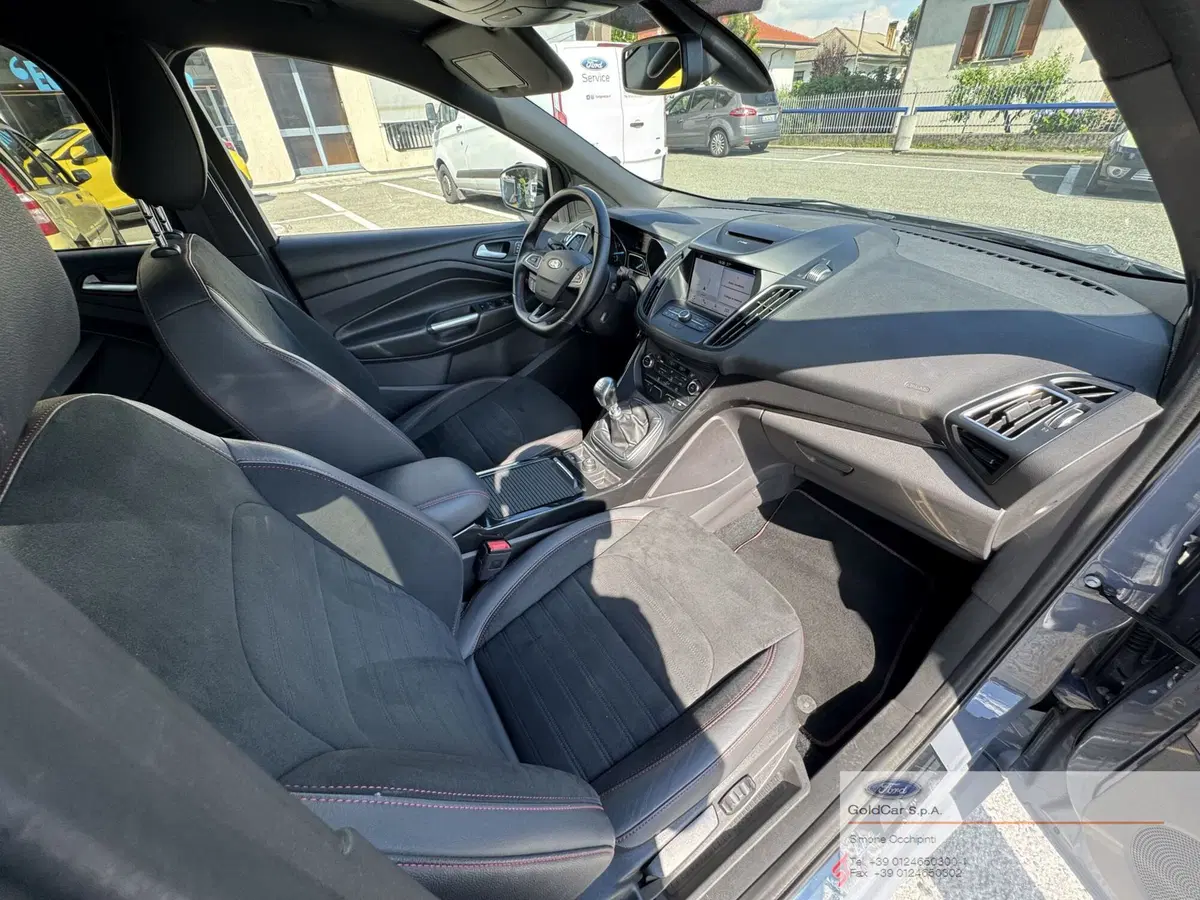Ford Kuga usata a Torino (12)