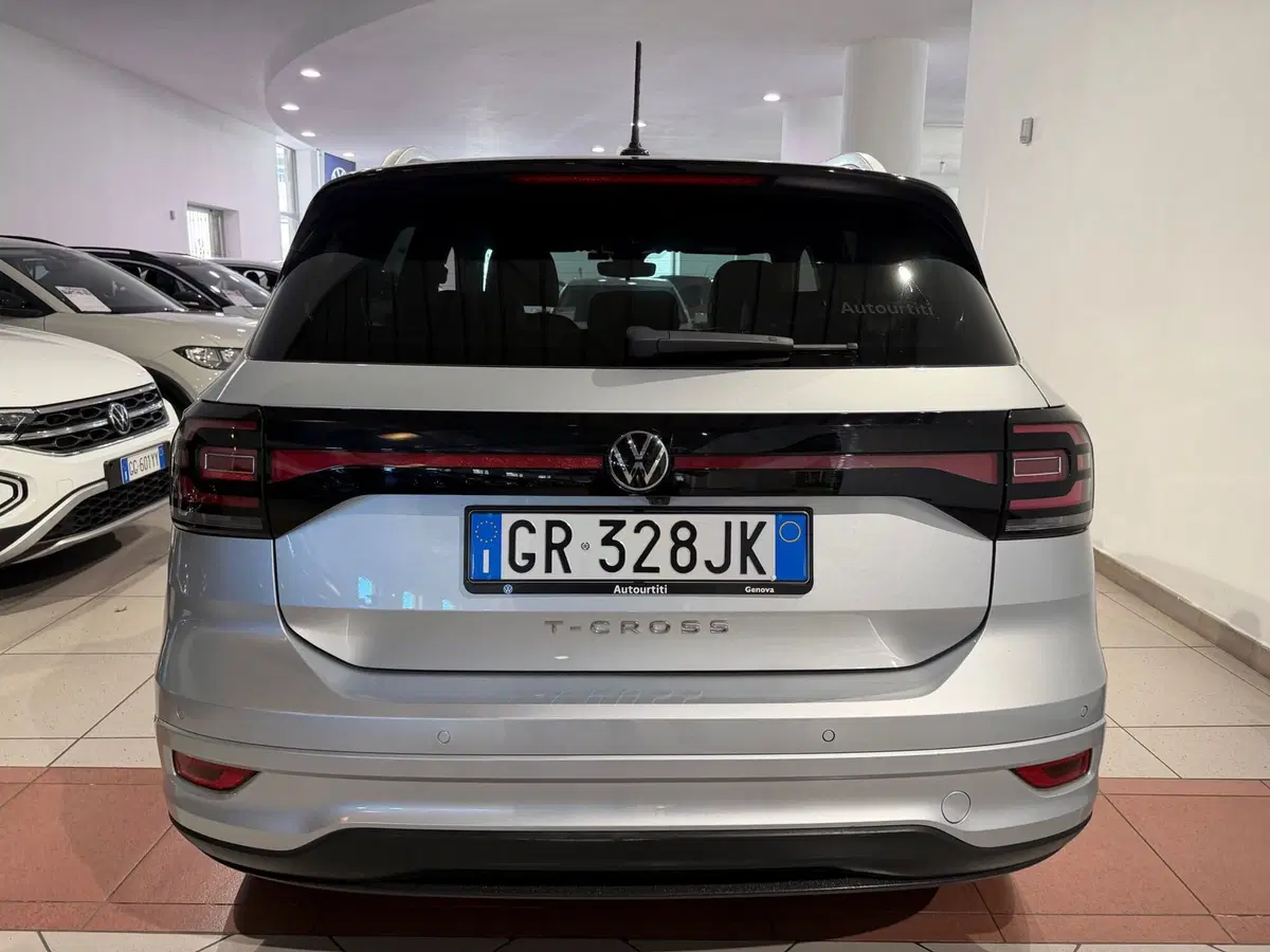 Volkswagen T-Cross usata a Genova (4)