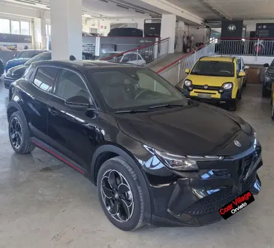 Alfa Romeo Junior elettrica Speciale 156cv del 2025 usata a Orvieto