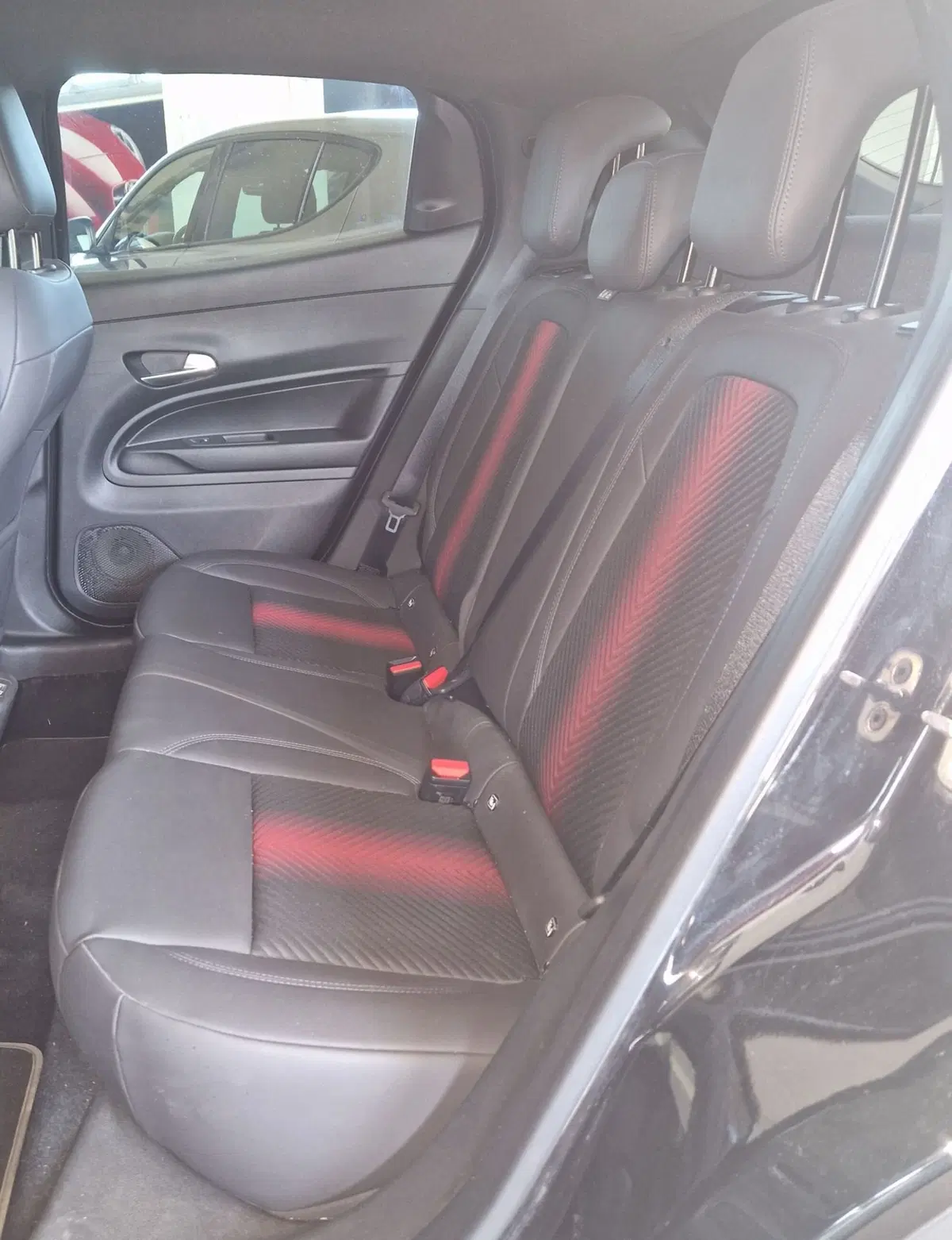 Alfa Romeo Junior usata a Terni (9)