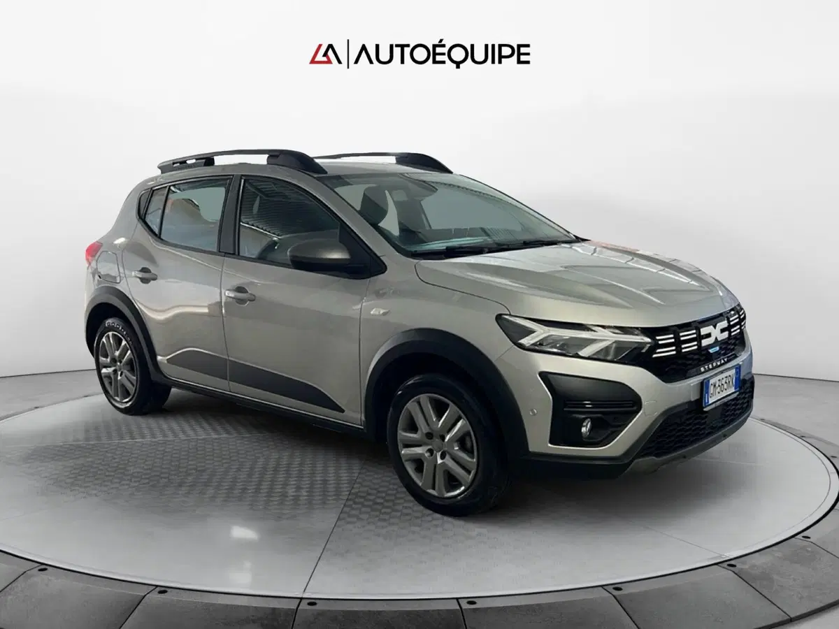 Dacia Sandero usata a Roma (7)