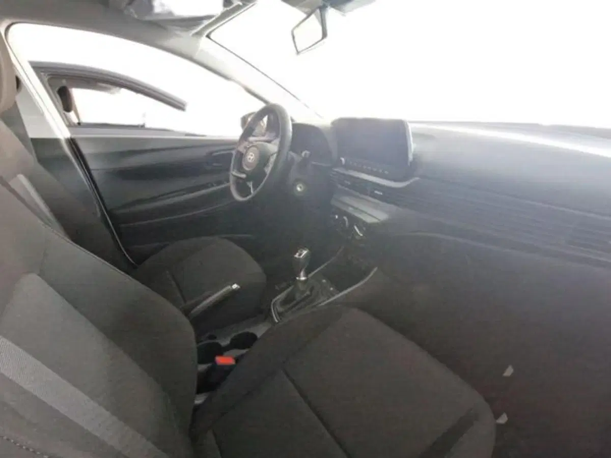 Hyundai i20 nuova a Salerno (13)