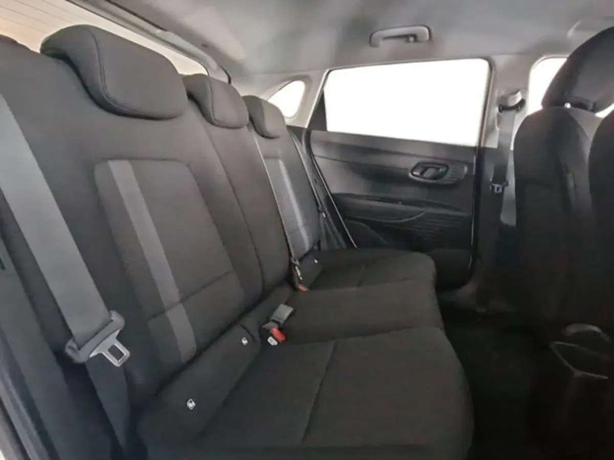 Hyundai i20 nuova a Salerno (14)