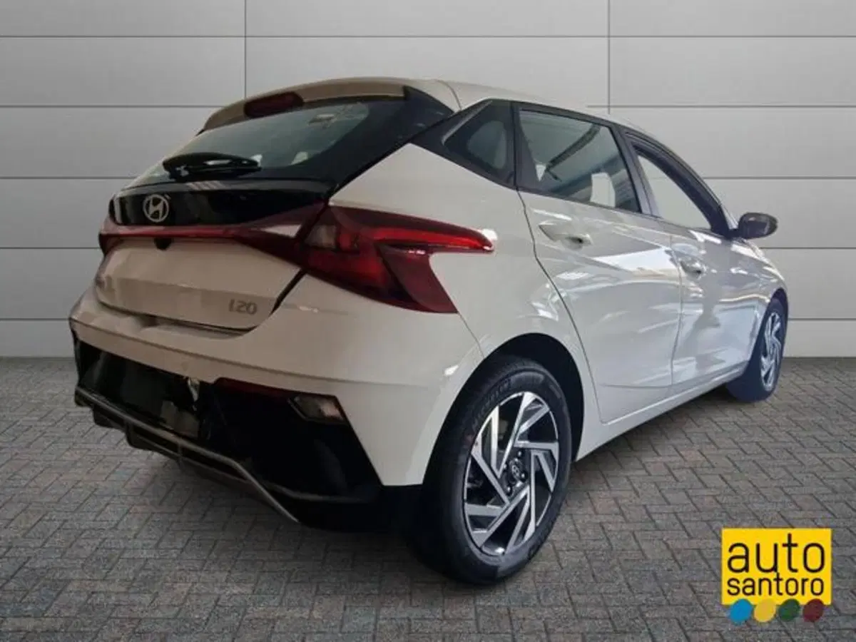 Hyundai i20 nuova a Salerno (3)