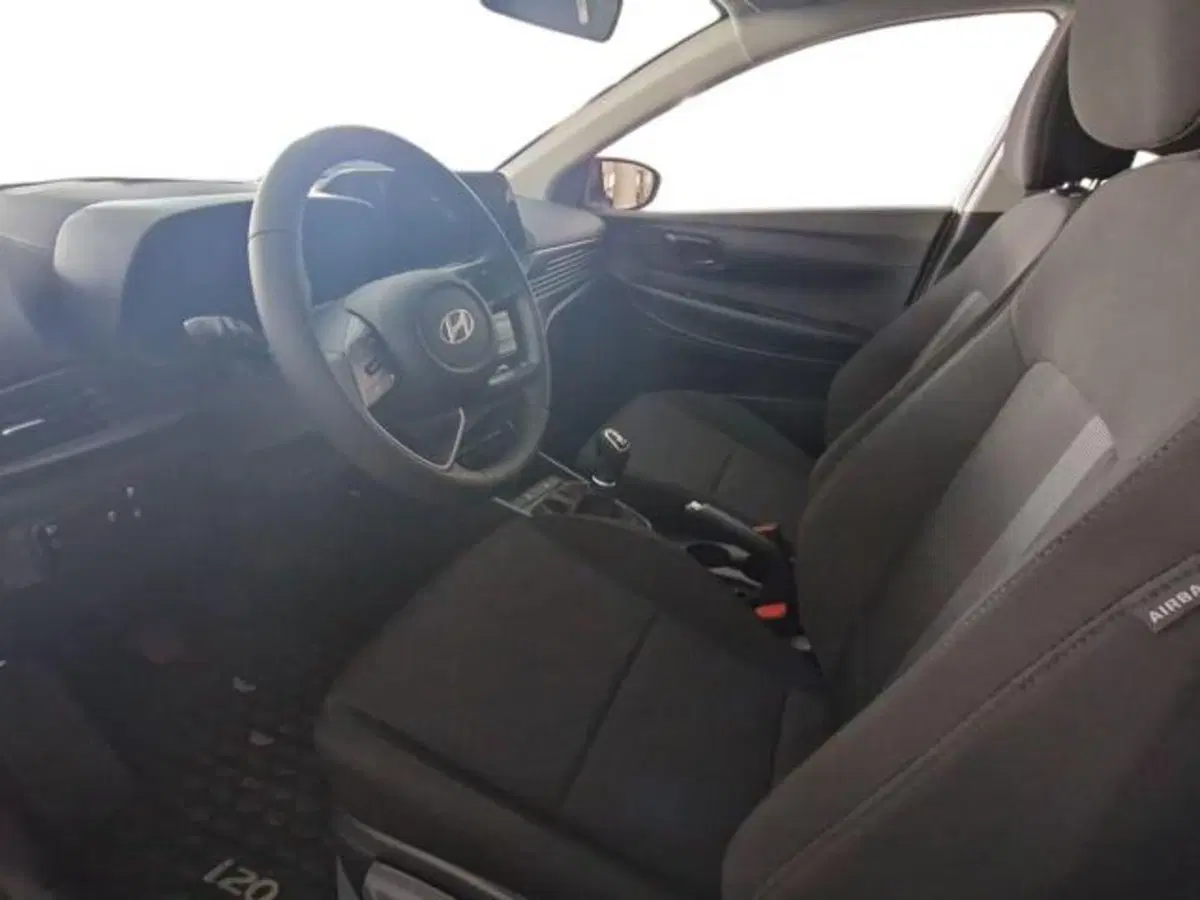 Hyundai i20 nuova a Salerno (9)
