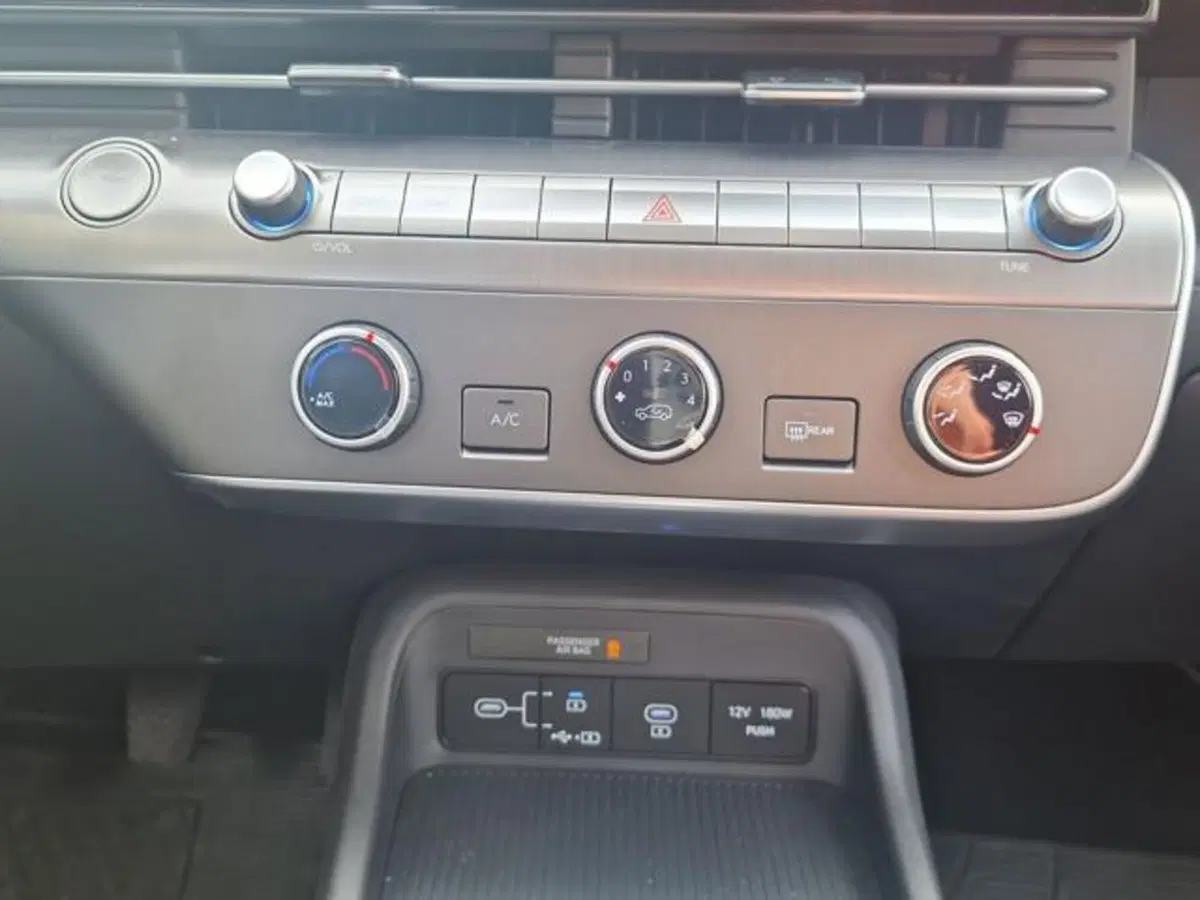 Hyundai Kona nuova a Salerno (16)