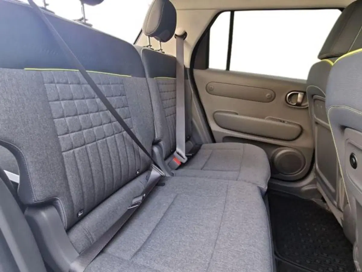 Hyundai Inster nuova a Salerno (14)
