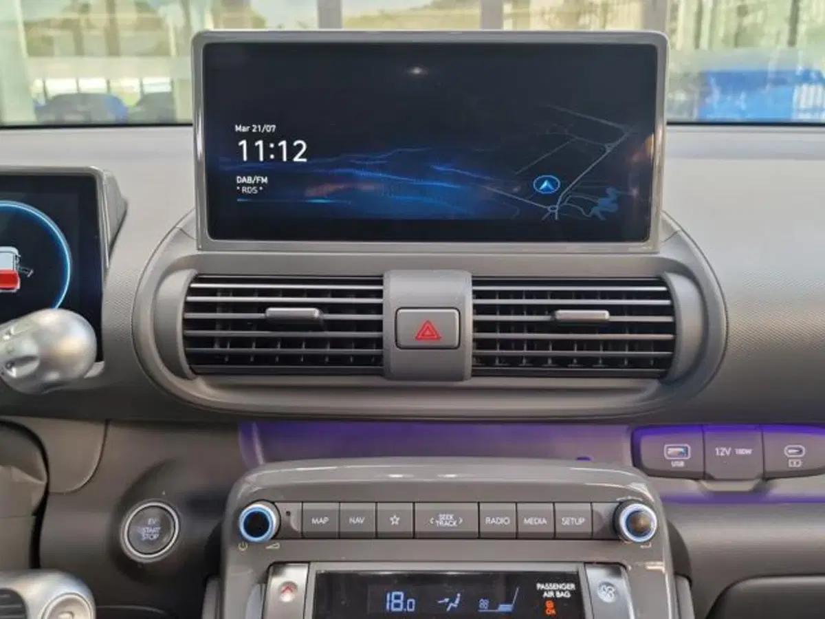 Hyundai Inster nuova a Salerno (16)