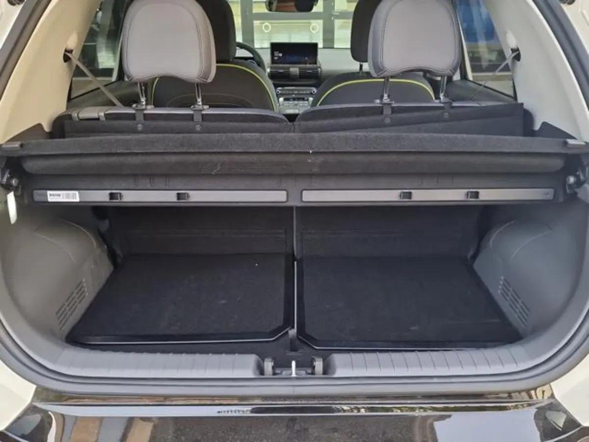 Hyundai Inster nuova a Salerno (19)