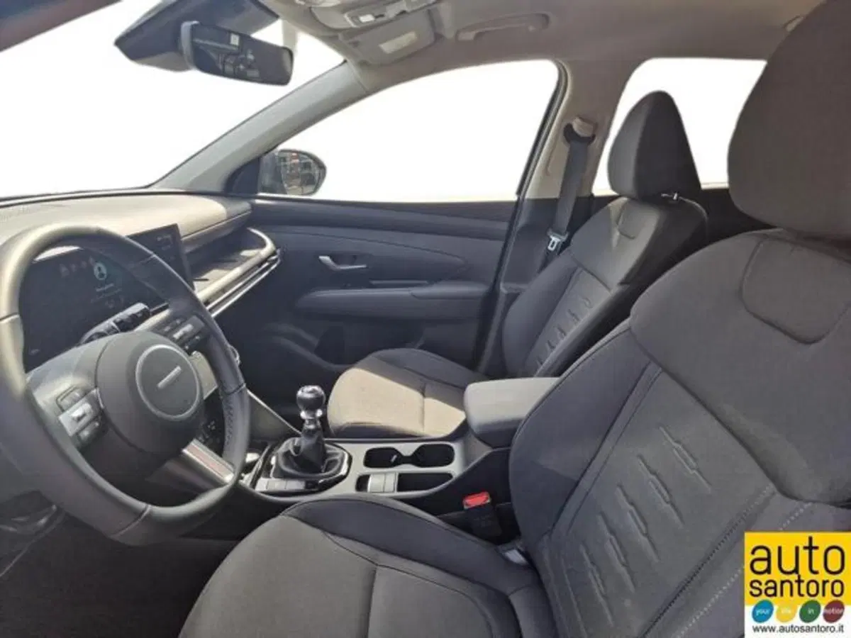 Hyundai Tucson nuova a Salerno (13)