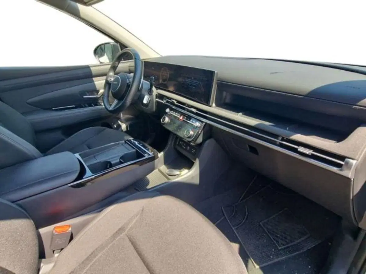 Hyundai Tucson nuova a Salerno (13)