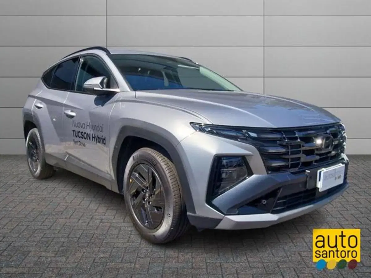 Hyundai Tucson nuova a Salerno (2)