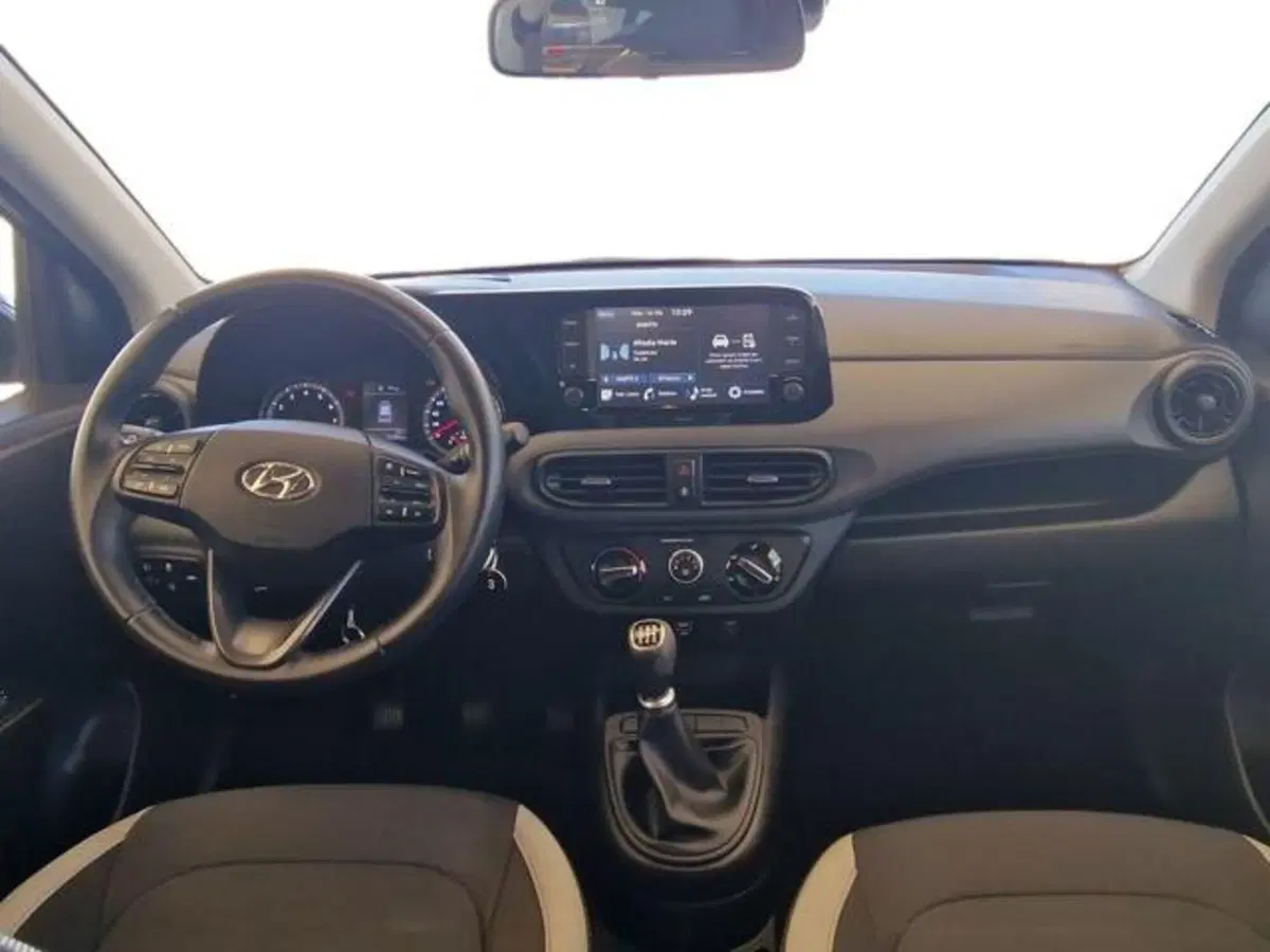 Hyundai i10 usata a Salerno (12)