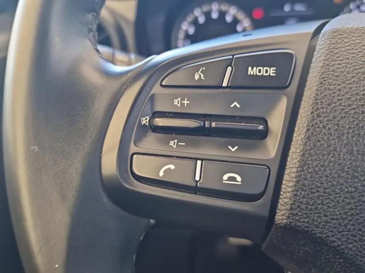 Hyundai i10 usata a Salerno (20)