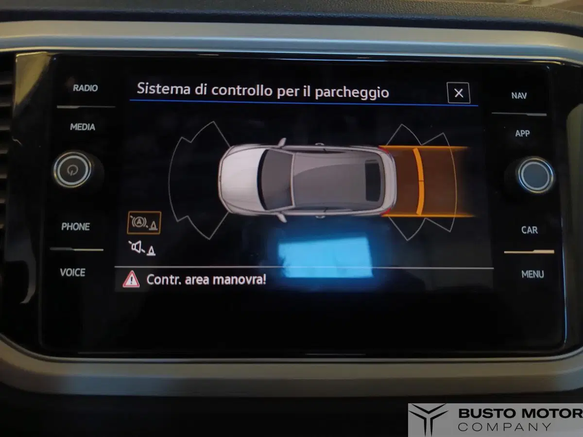 Volkswagen T-Roc Cabrio usata a Varese (15)