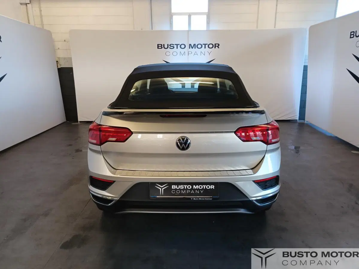 Volkswagen T-Roc Cabrio usata a Varese (5)