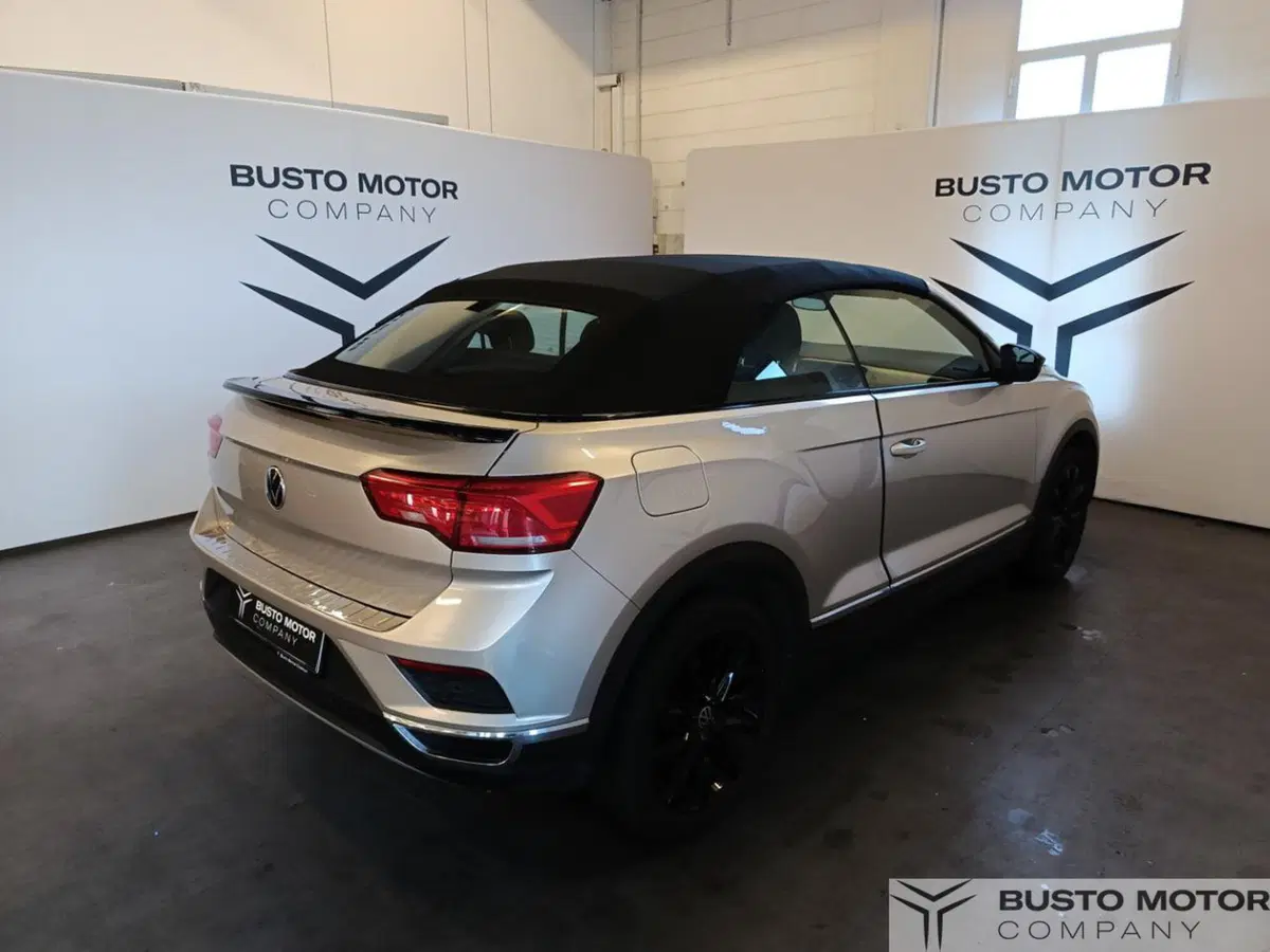 Volkswagen T-Roc Cabrio usata a Varese (6)