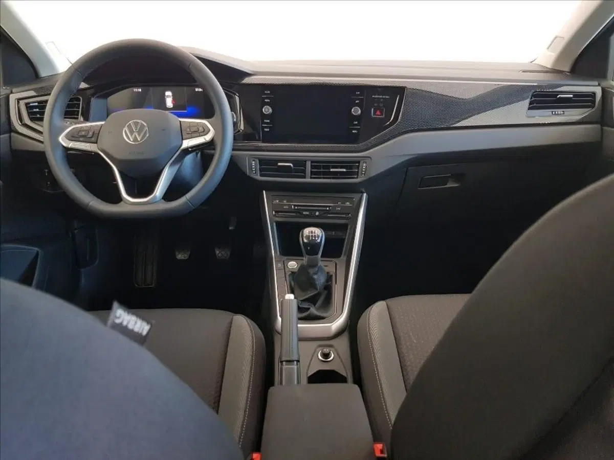 Volkswagen Taigo nuova a Lucca (13)