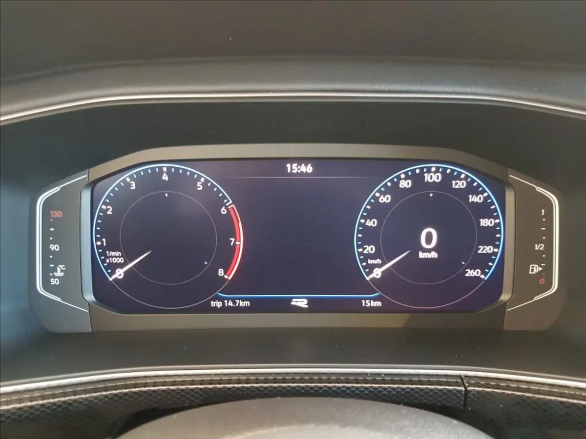 Volkswagen T-Cross nuova a Lucca (15)
