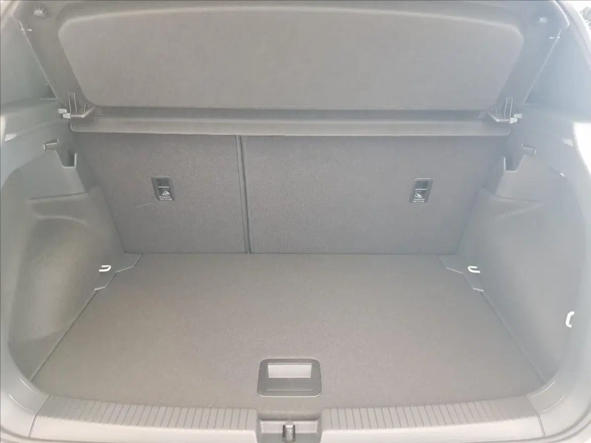 Volkswagen T-Cross nuova a Lucca (17)