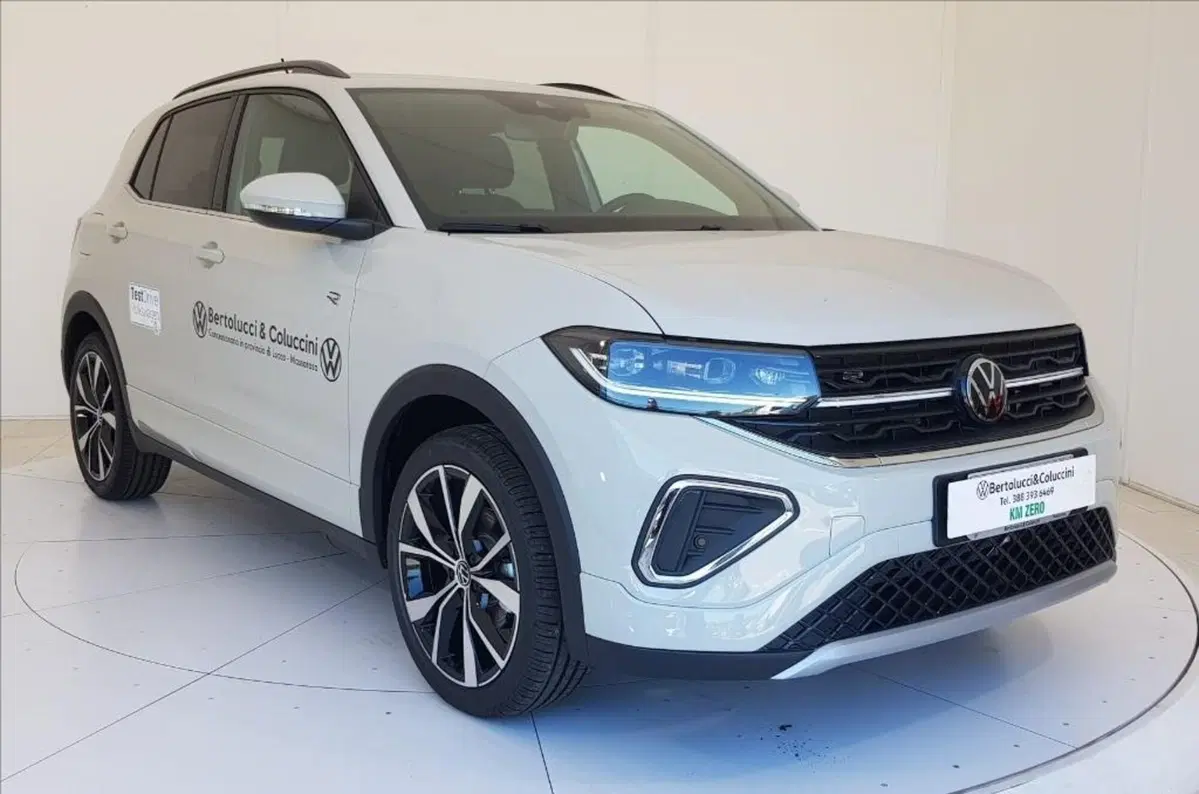 Volkswagen T-Cross nuova a Lucca (8)